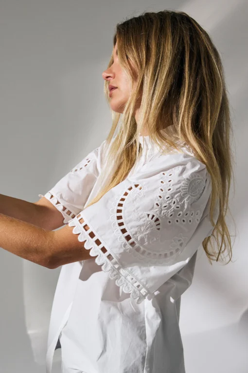 Co'Couture Kellise Embroidery SS Skjorte Hvid - Image 2